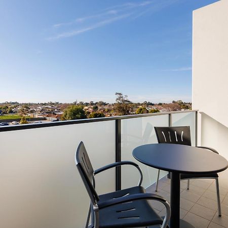 Quest Werribee Aparthotel Exterior photo