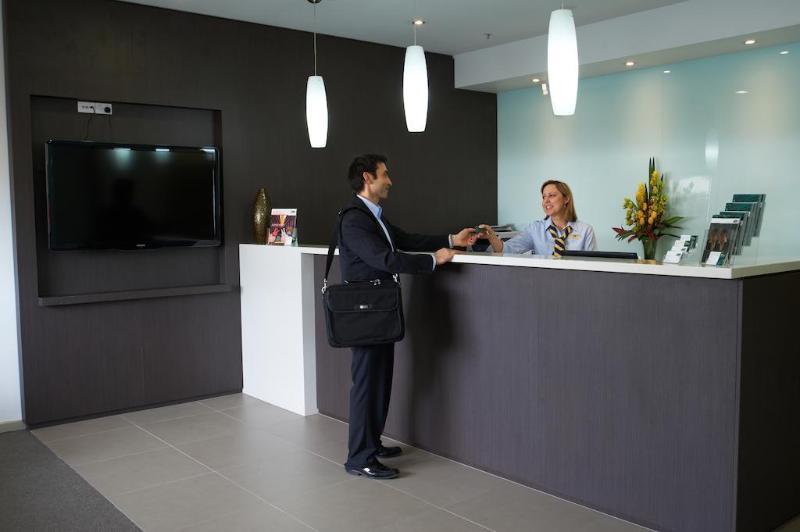 Quest Werribee Aparthotel Exterior photo